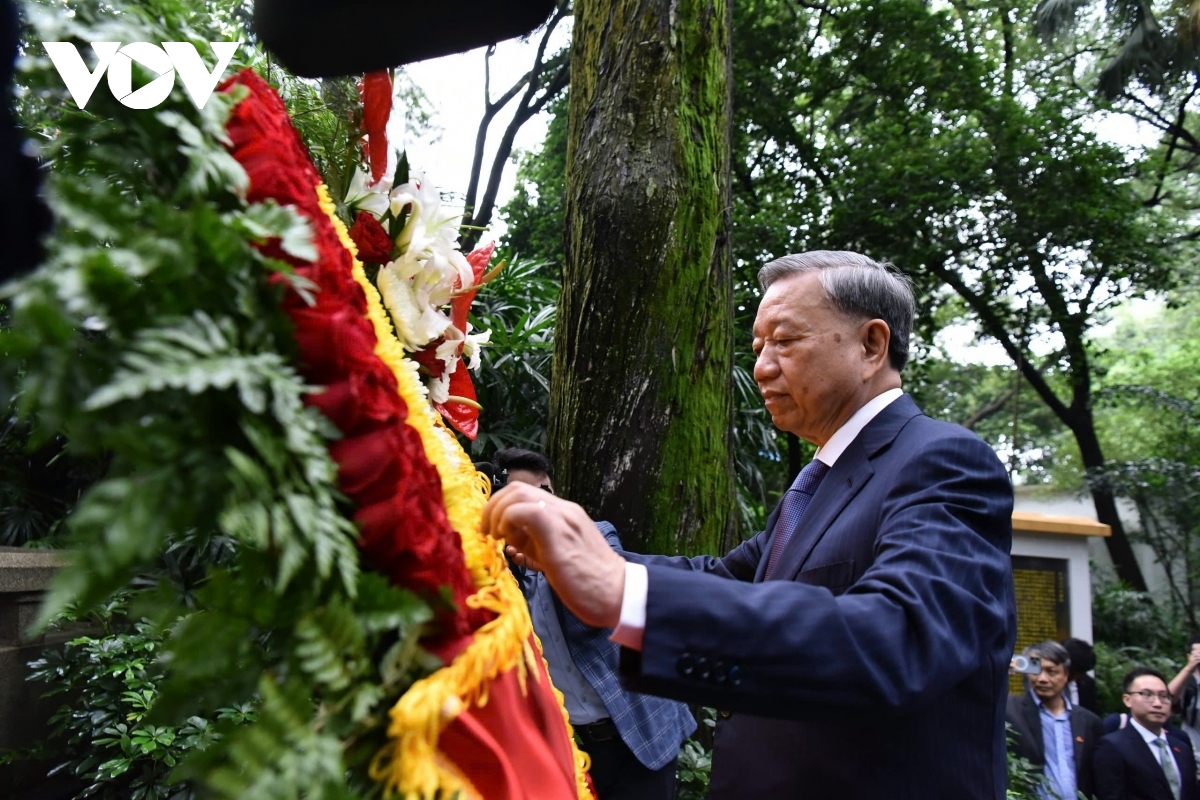 Party leader To Lam visits historical relic sites in Guangzhou, China